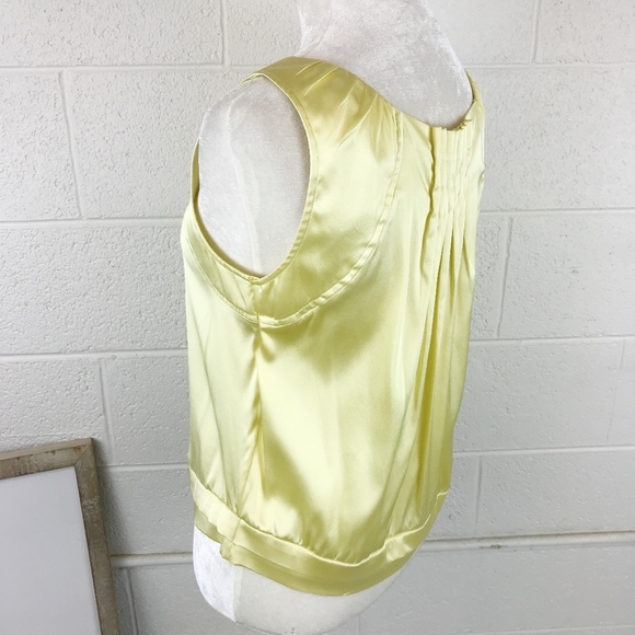 BCBG butter yellow satin sleeveless top small vtg Y2K - Picture 4 of 6